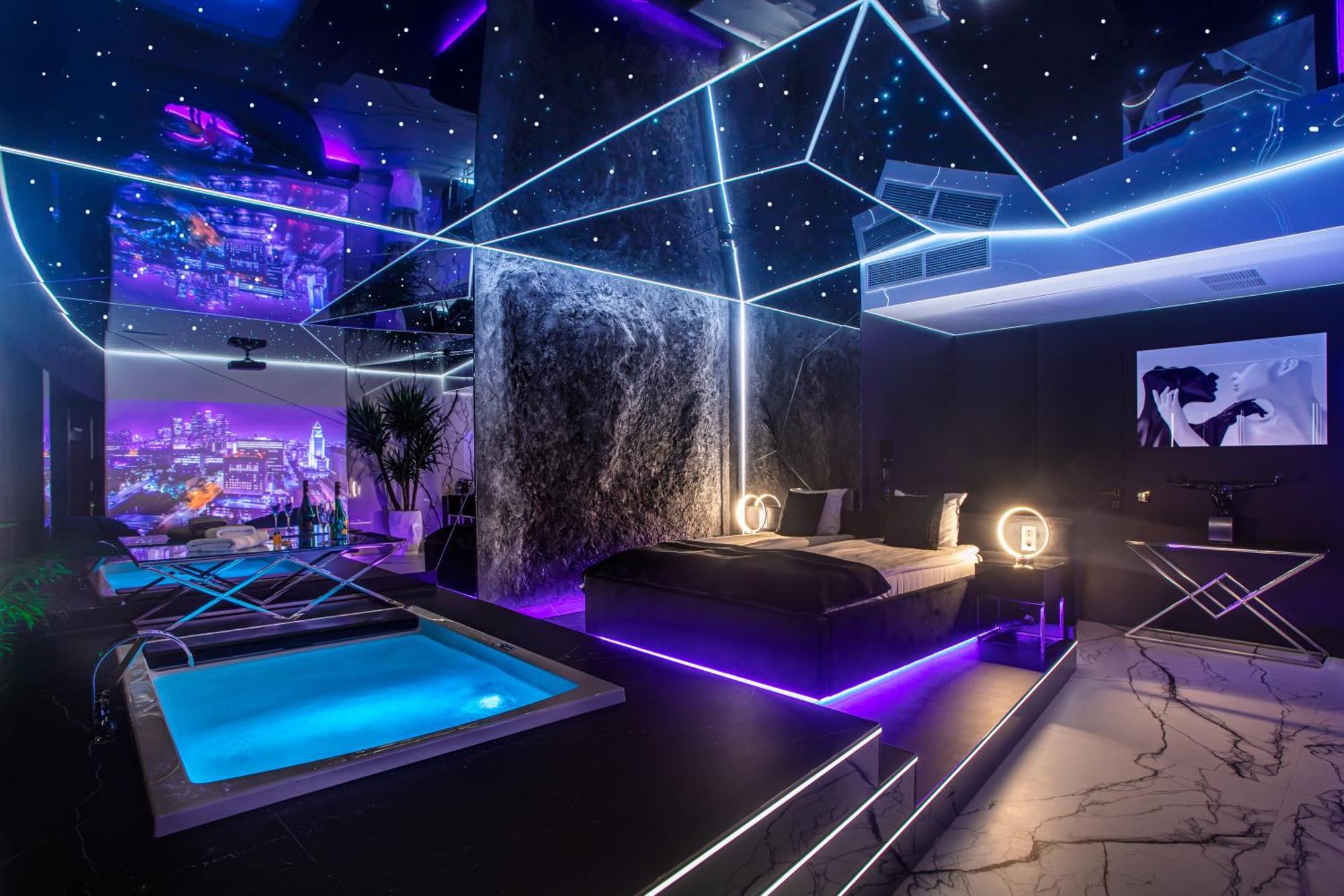 Apartamenty Sky Tower Z Jakuzzi Przy Oknie Вроцлав Екстериор снимка