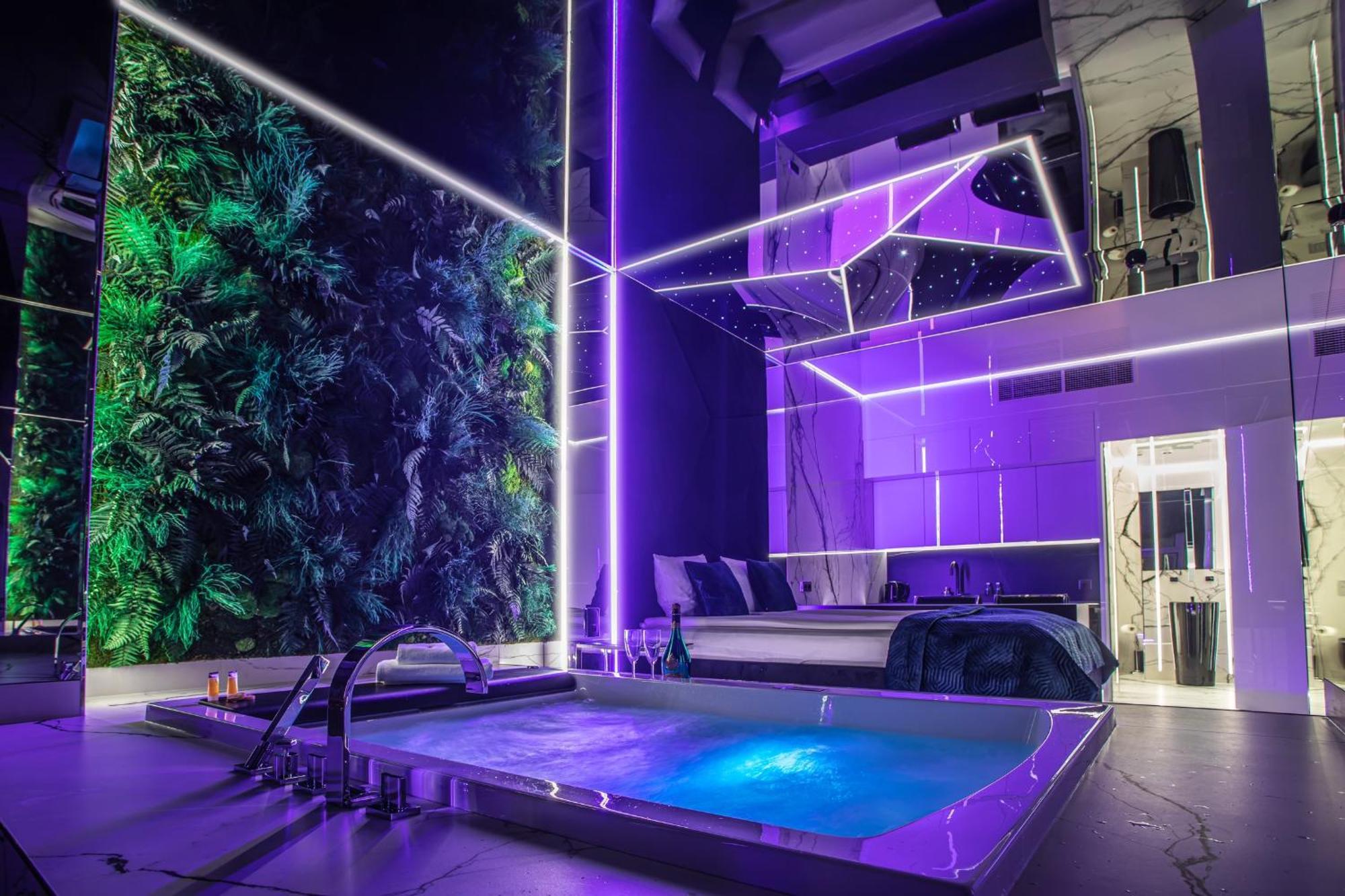 Apartamenty Sky Tower Z Jakuzzi Przy Oknie Вроцлав Екстериор снимка